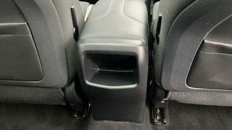 Nissan Qashqai 1.5 dCi 115 N-Connecta 5dr Diesel Hatchback